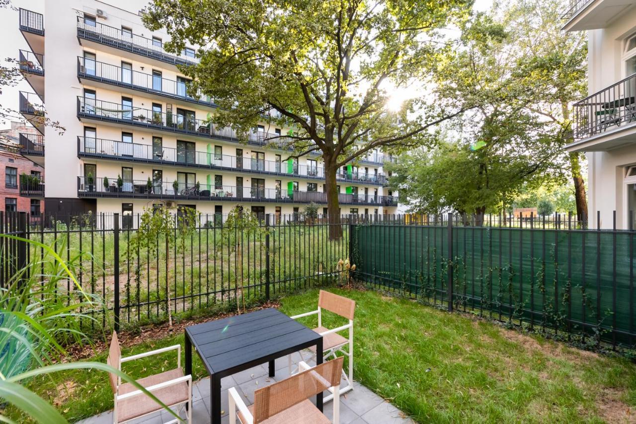 Old Praga Garden Apartment Warsaw Exterior photo